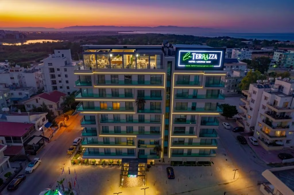 LA TERRAZZA HOTEL