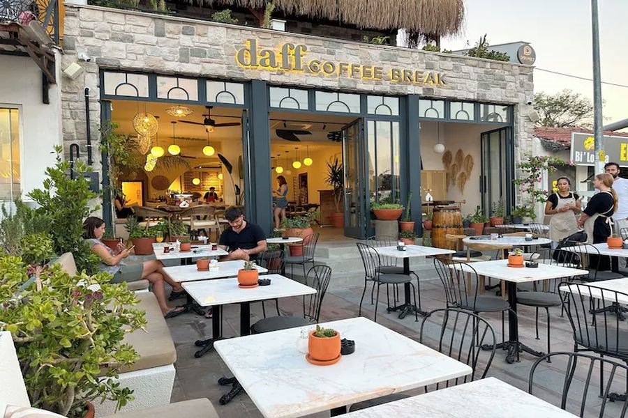 Dönmez Otel Urla
