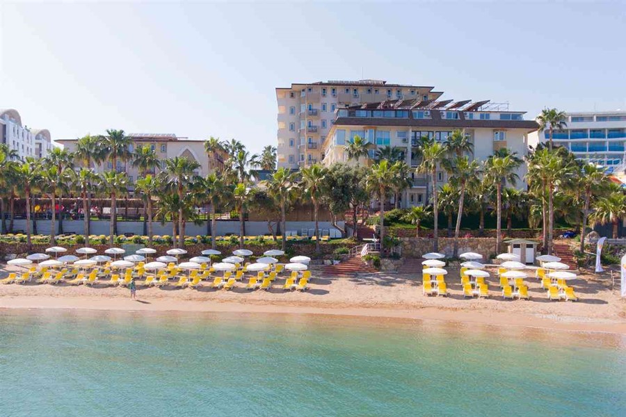 Eos Beach Resort
