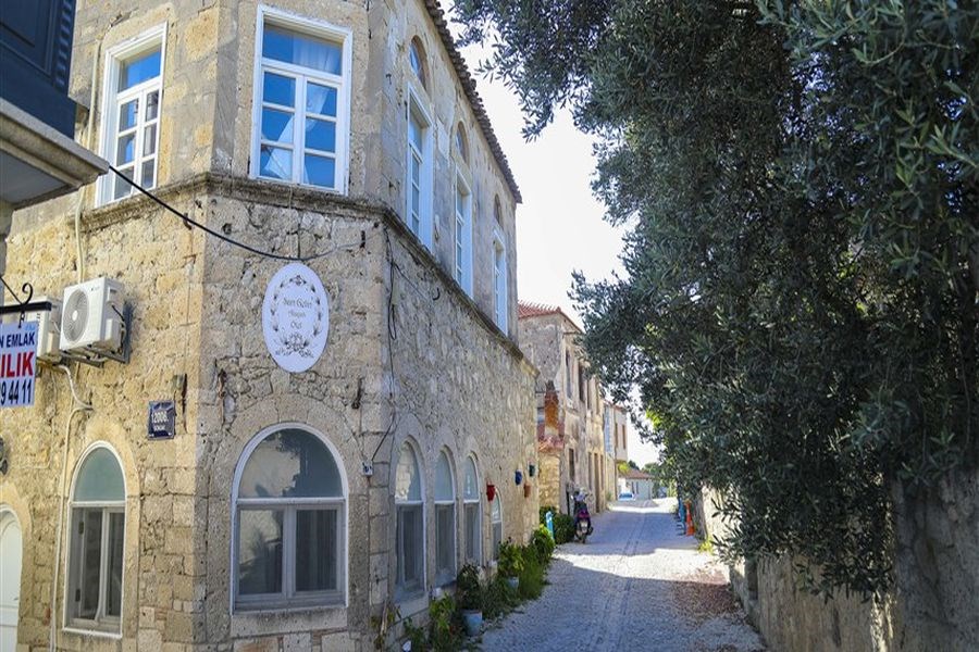 Sarı Gelin Alaçatı