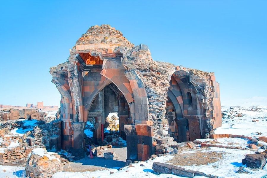 Doğu Ekspresi İle Uçaklı Butik Kars Erzurum Turu Thy Ile 2 Gece Otel Konaklamalı Sevgililer Günü Özel