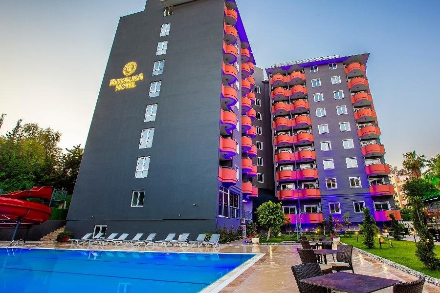 Royalisa Hotel