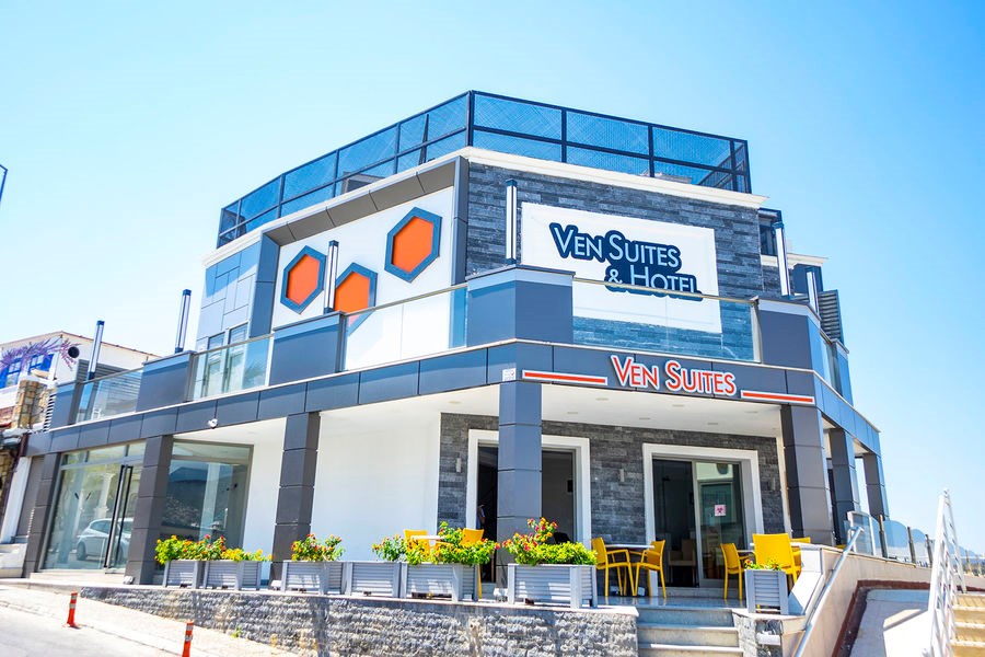 Ven Suites & Hotel