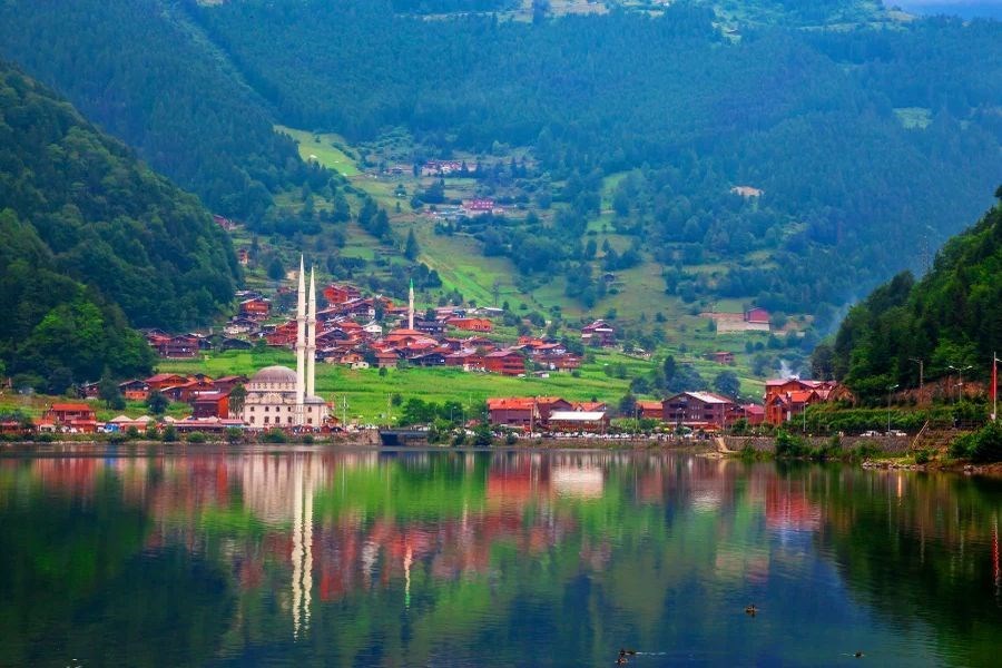 Karadeniz Yaylalar Ve Batum Turu 5 Gece Otel Konaklamalı Kayseri Çıkışlı 19 Mayıs Özel