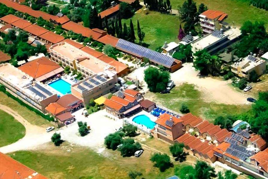 Sayanora Hotel