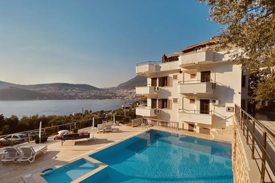 Matiana Hotel