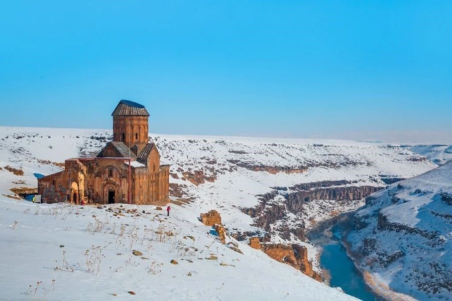 Doğu Ekspresi İle Uçaklı Butik Kars Erzurum Turu Thy Ile 2 Gece Otel Konaklamalı