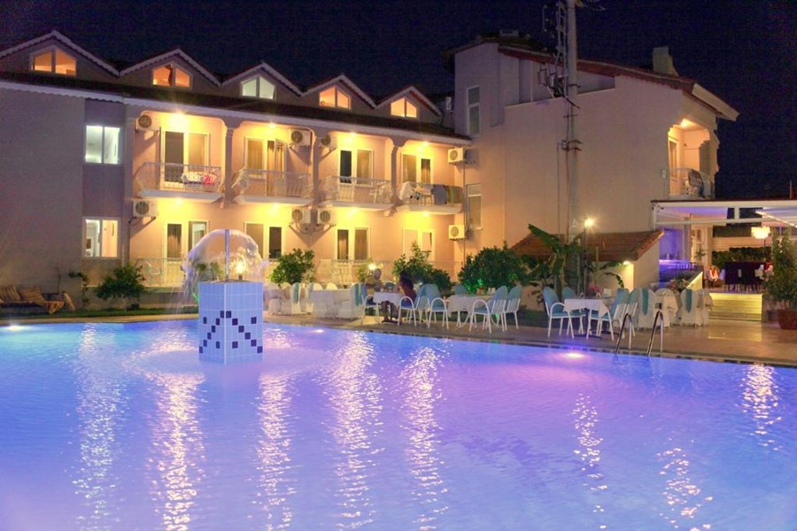 Hotel Caria Royal