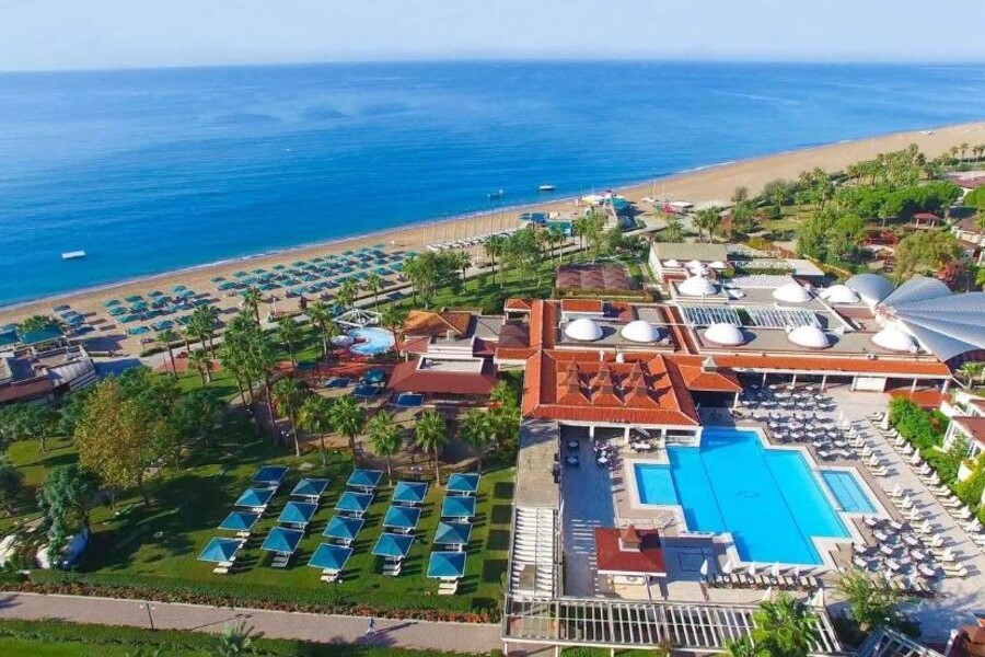 Paloma Paradise Beach