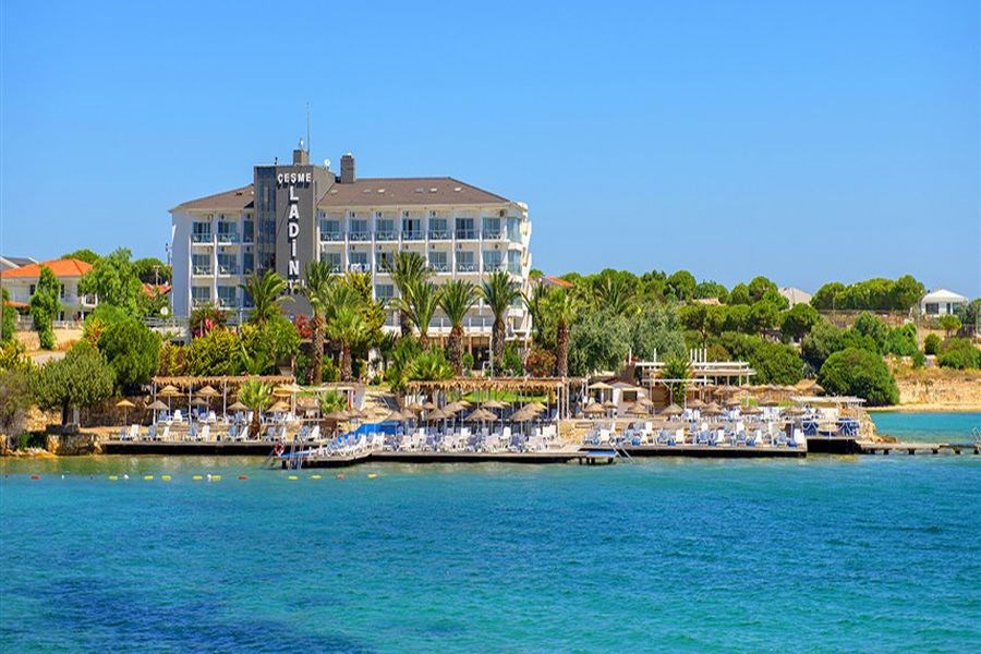 Çeşme Ladin Otel