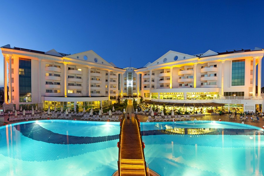 Roma Beach Resort & Spa