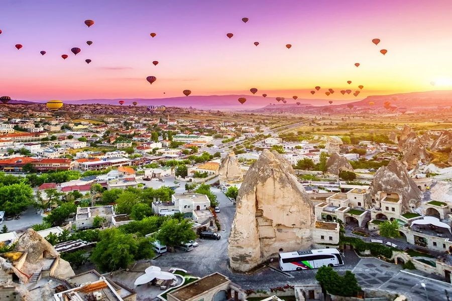 Ramazan Bayramı Özel Kapadokya Turu İstanbul Hareketli