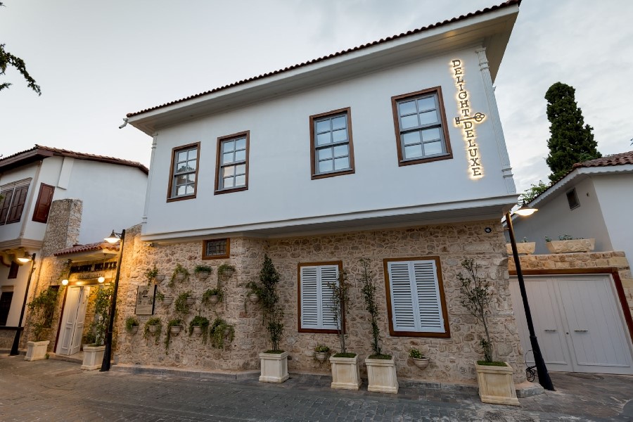 Delight Deluxe Boutique Hotel
