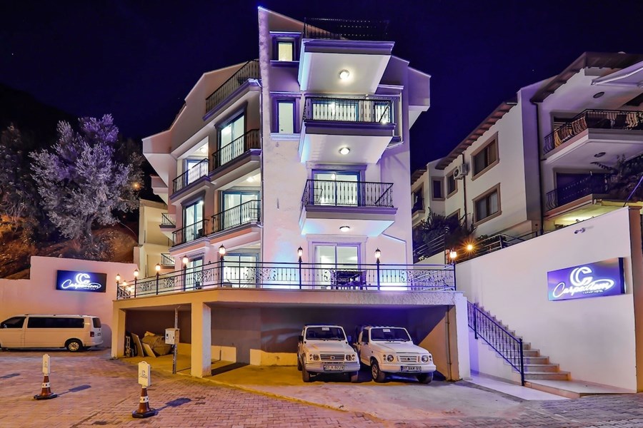 Carpediem Suite Hotel