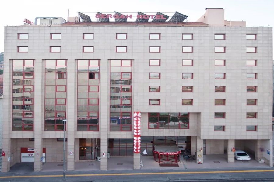 Sergah Hotel