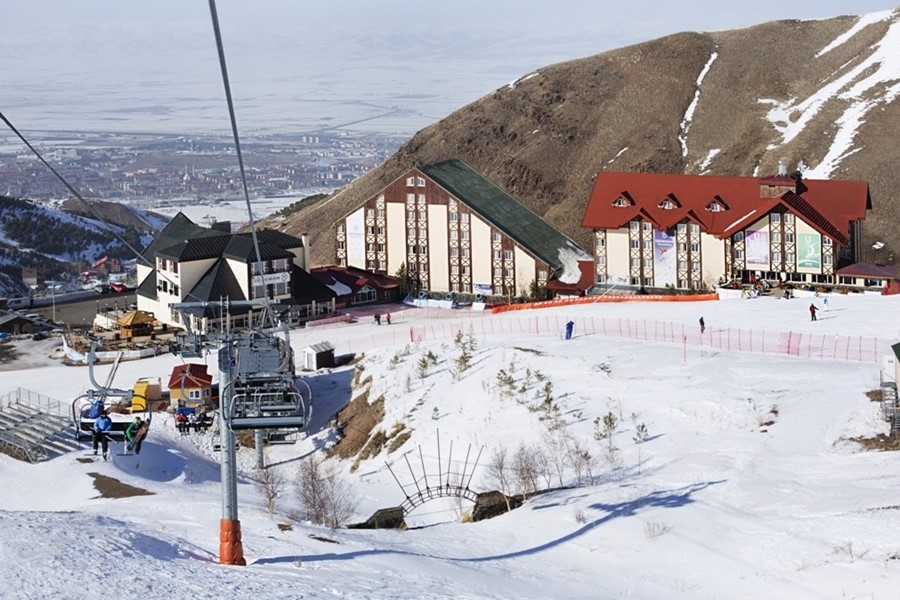 Dedeman Palandöken Ski Lodge