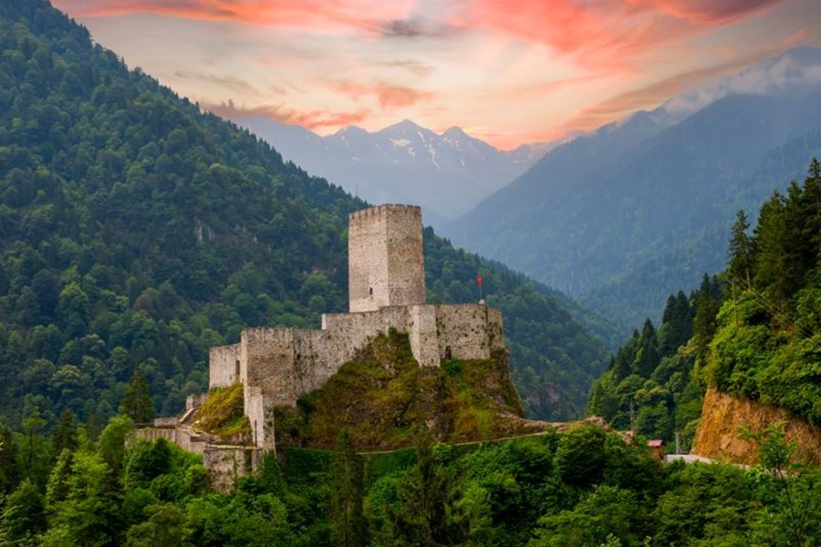 Karadeniz Rüyası Ve Batum Turu İstanbul Hareketli