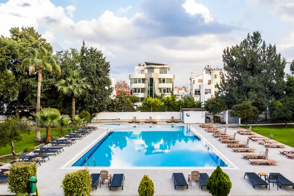 PIA BELLA HOTEL